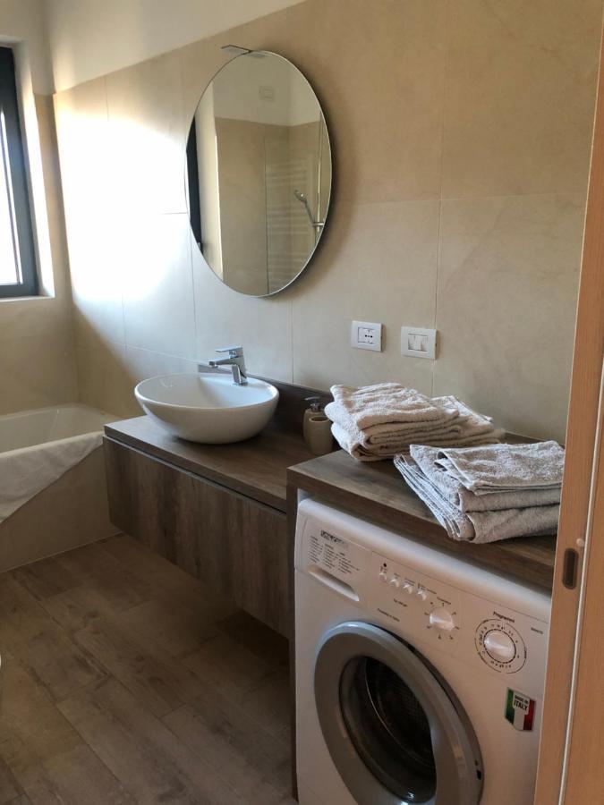 Loft With Terrace In Uptown Milan Near Rho Fiera Apartment Pero Ngoại thất bức ảnh